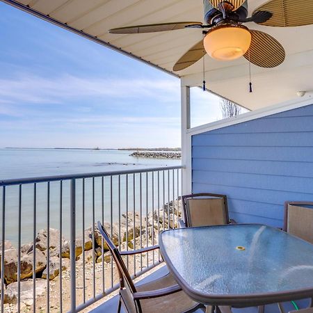 Waterfront Middle Bass Condo With Pool Access! Пут-ин-Бей Экстерьер фото