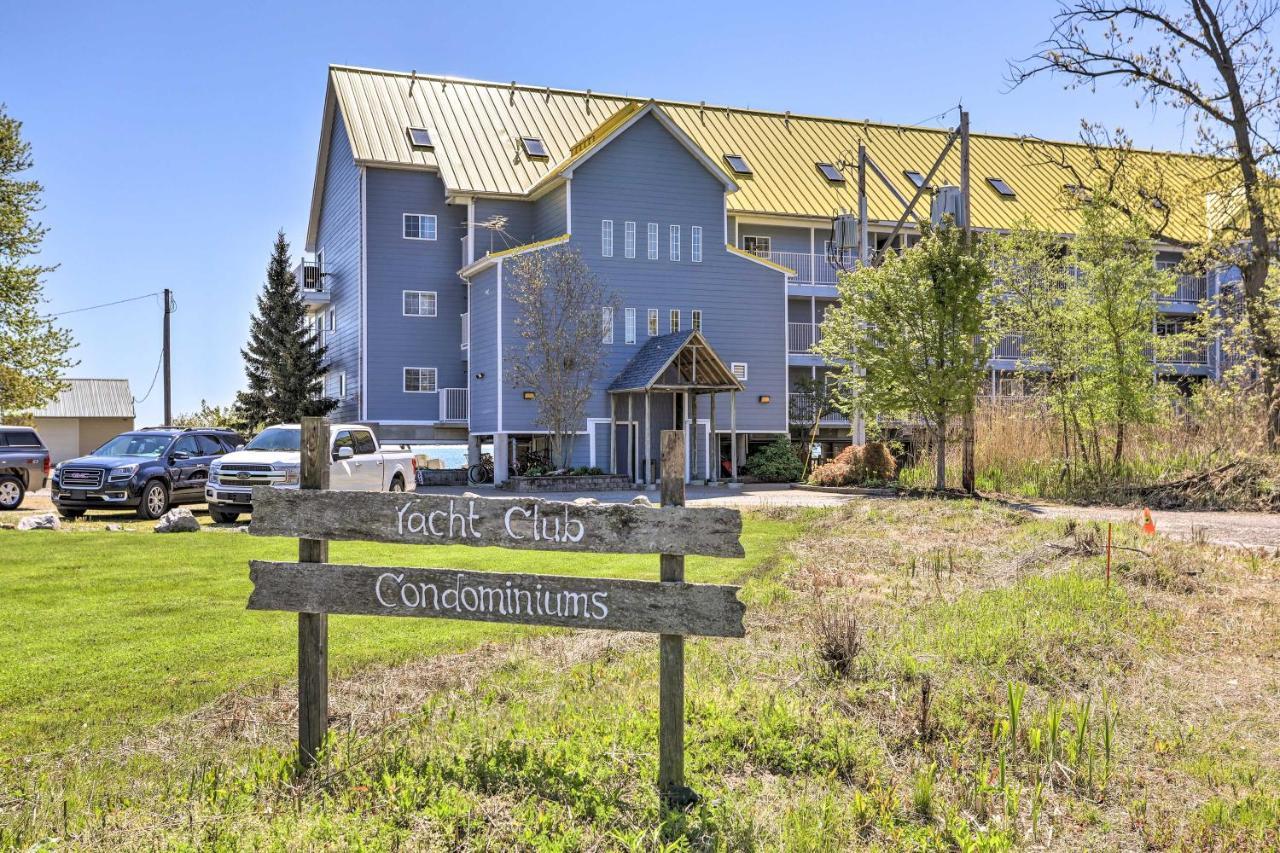 Waterfront Middle Bass Condo With Pool Access! Пут-ин-Бей Экстерьер фото