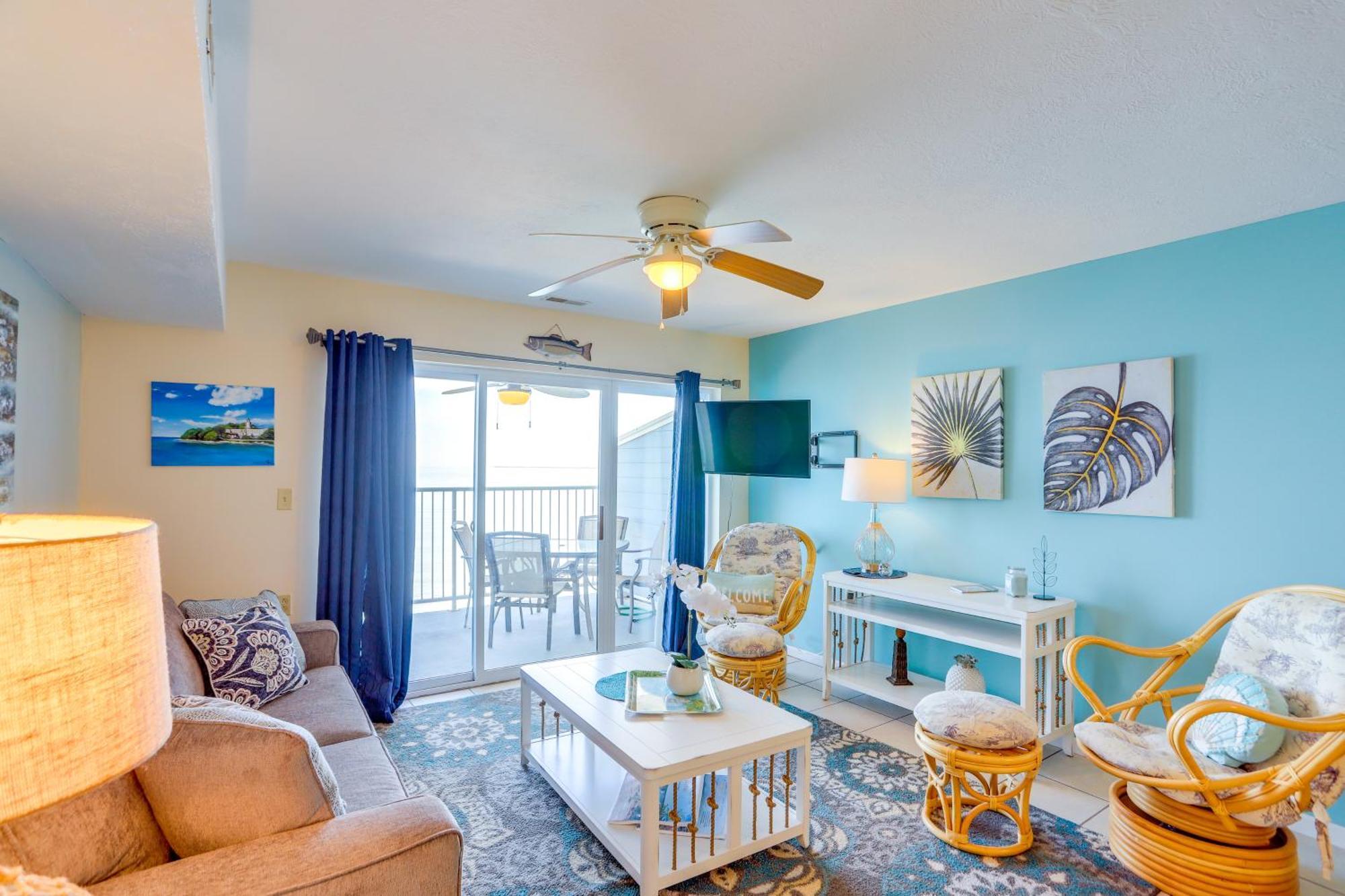 Waterfront Middle Bass Condo With Pool Access! Пут-ин-Бей Экстерьер фото